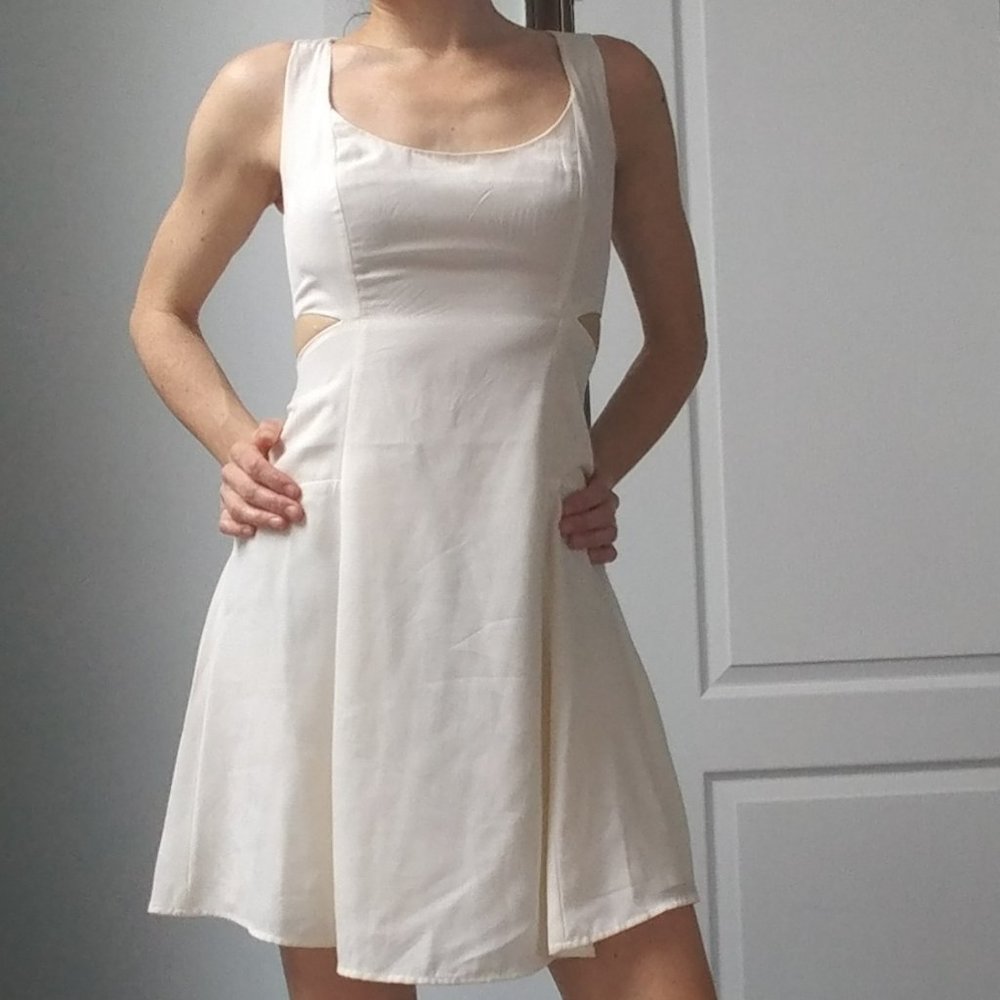 Guess Little Ivory Dress, XS